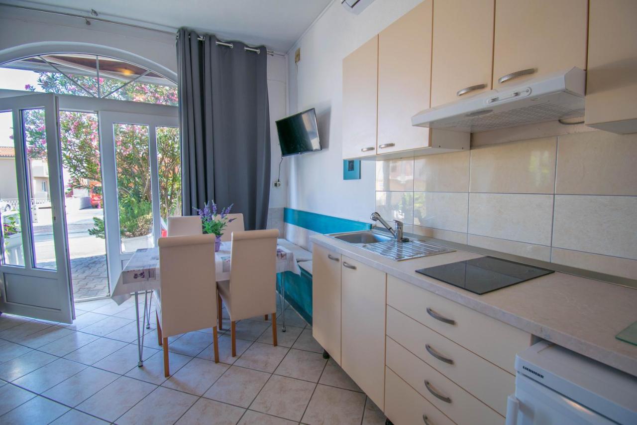 Family Apartment Manuela - Baska Voda Luaran gambar